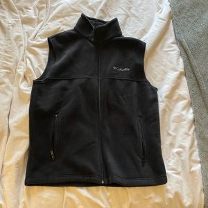 Men’s Columbia fleece vest medium